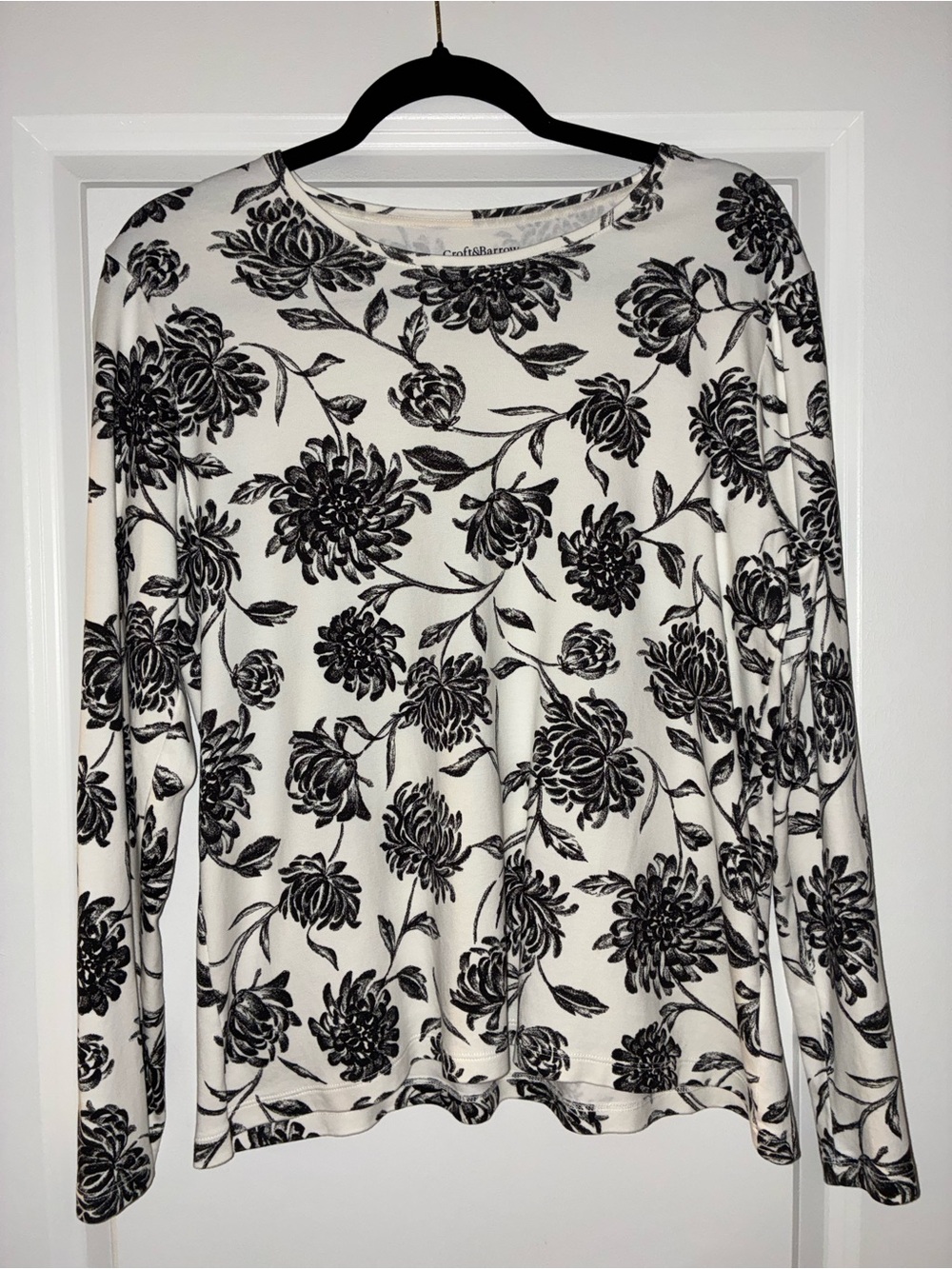 Croft & Barrow Black Floral Long-Sleeve Top - 100% cotton